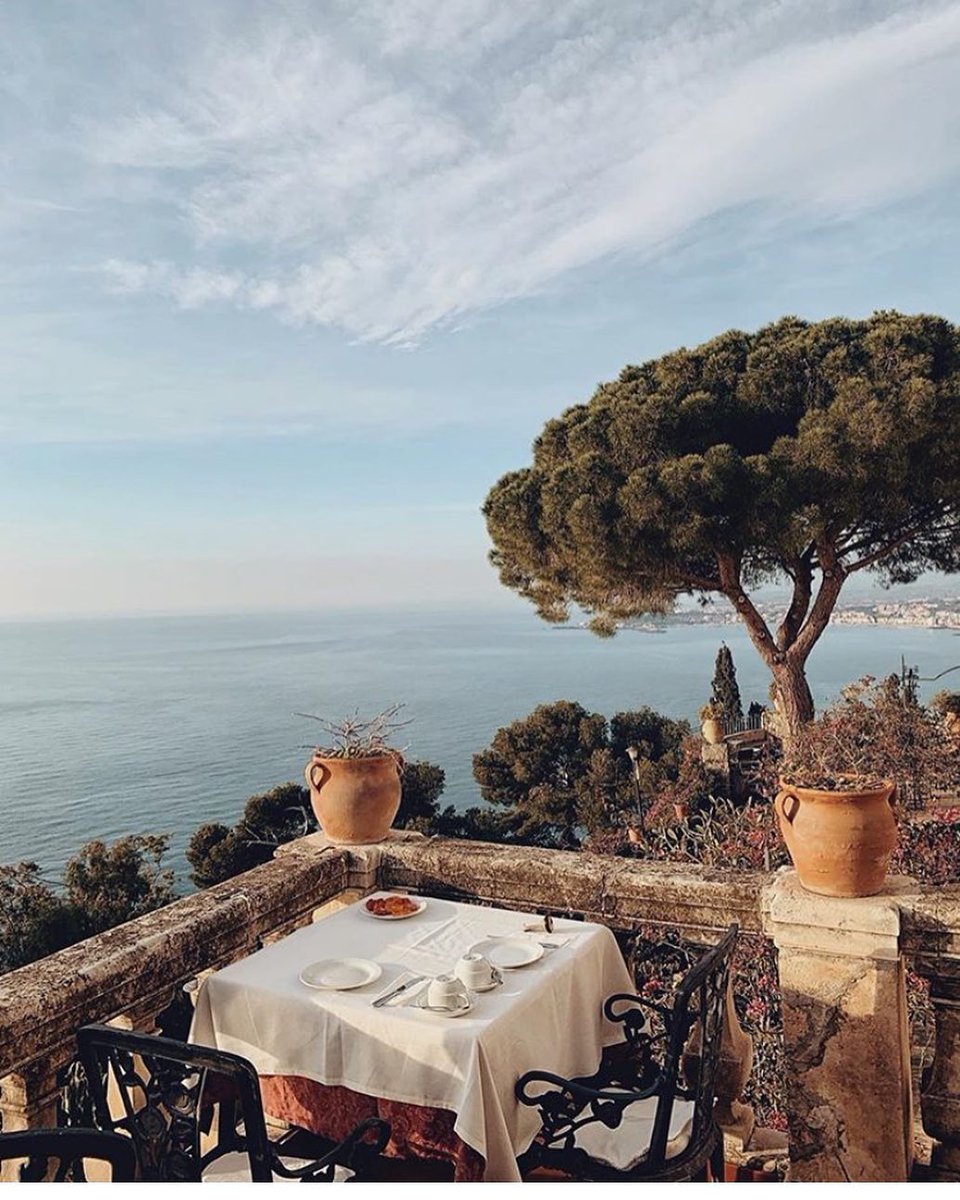 Sicily_Transfer's tweet photo. Good morning Monday, new week please be good to me! 

#nextjourney #cocomymy #sicily #sicily🇮🇹 #sicilyitaly #summer2020 https://t.co/sbO3zojLYU