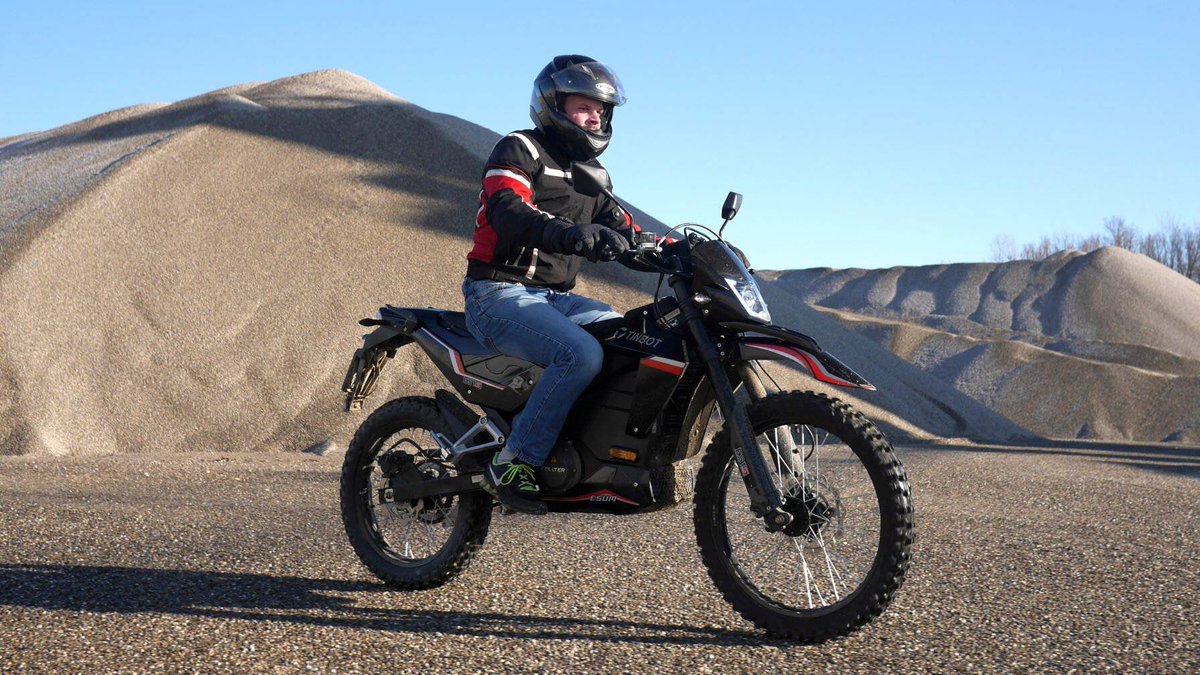 espiritu_RACER's tweet photo. #espirituRACERmoto
Moto del día: Tinbot Esum Supermoto/Enduro
https://t.co/0m91zBfmHF
#CarnéA1/B #CarnéAM/B #Ciclomotor #Eléctricas #Enduro #Motodeldía #Otrasmarcas #Supermotard
#Kollter #Tinbot https://t.co/xdbyi9rtvS