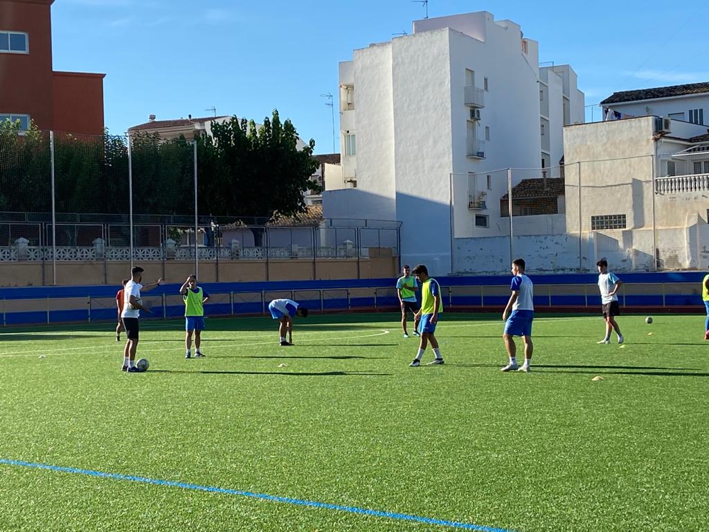 CD Dénia tweet media