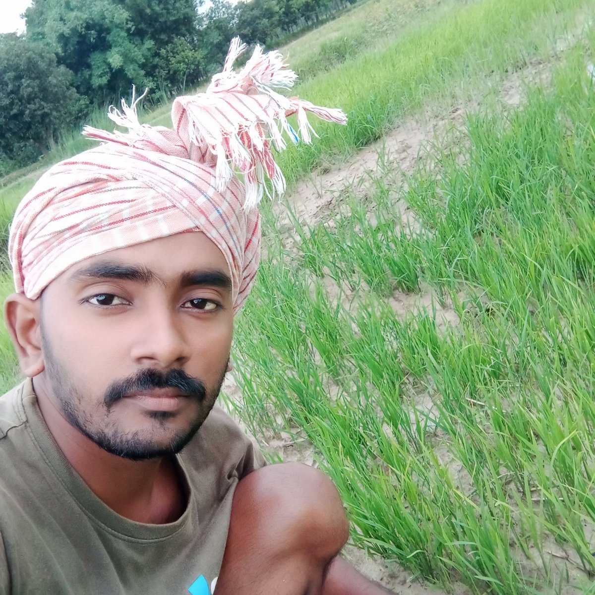 Laxmisah567's tweet photo. #NewProfilePic https://t.co/hBySGlb47o