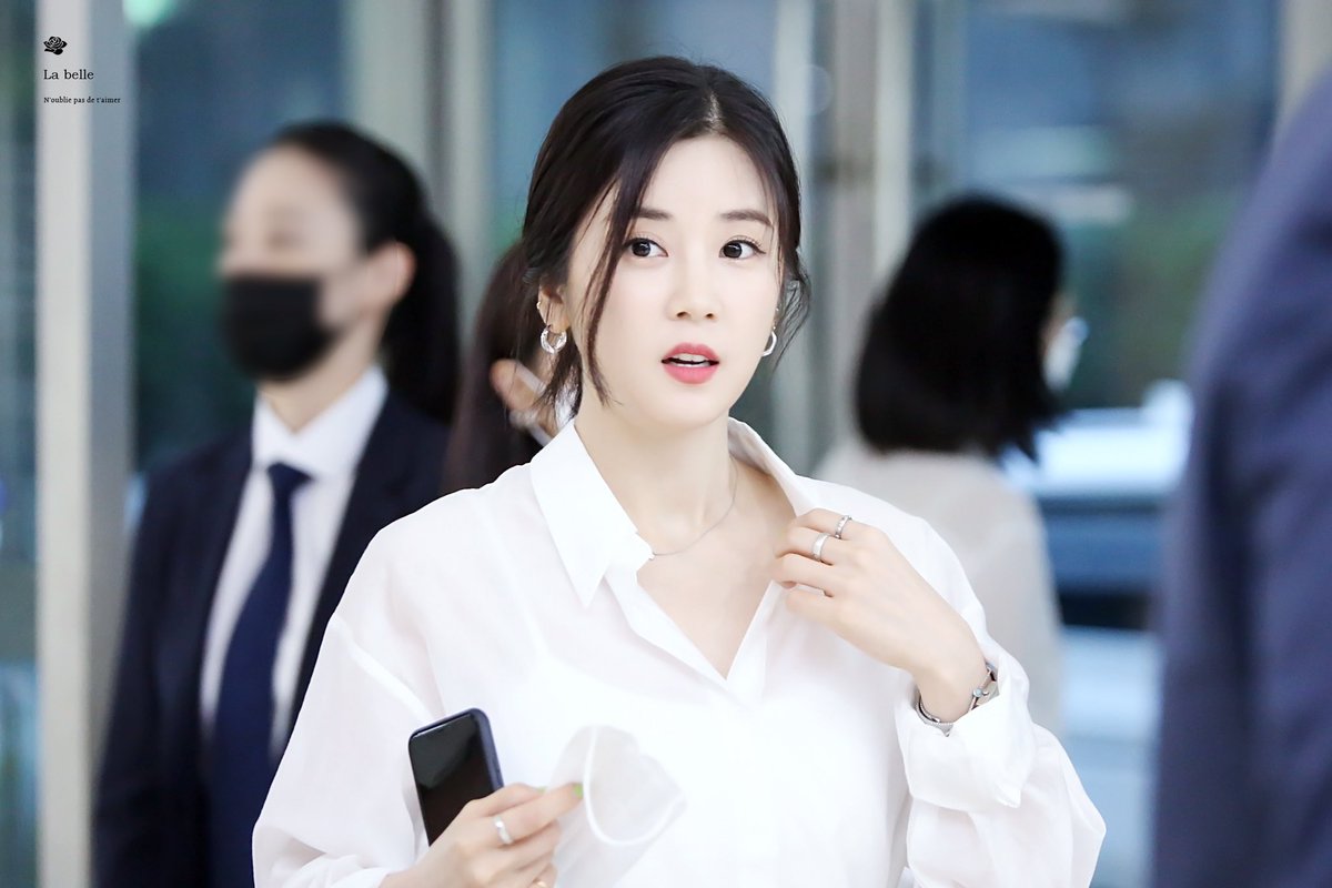 La_belle_0303's tweet photo. 200710 #박초롱

#Apink #Chorong #에이핑크 #박초롱 #초롱
#불량한가족

@Apinkpcr https://t.co/YlydalxvmJ