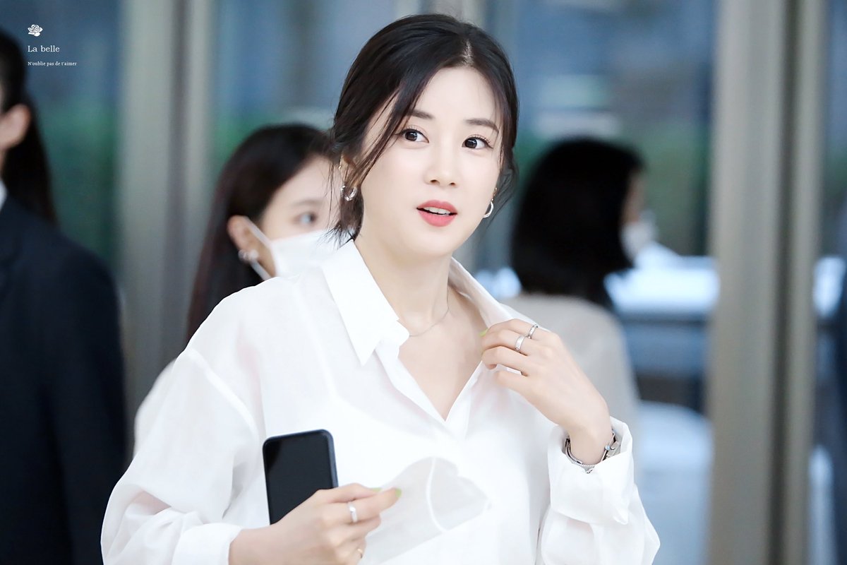 La_belle_0303's tweet photo. 200710 #박초롱

#Apink #Chorong #에이핑크 #박초롱 #초롱
#불량한가족

@Apinkpcr https://t.co/YlydalxvmJ