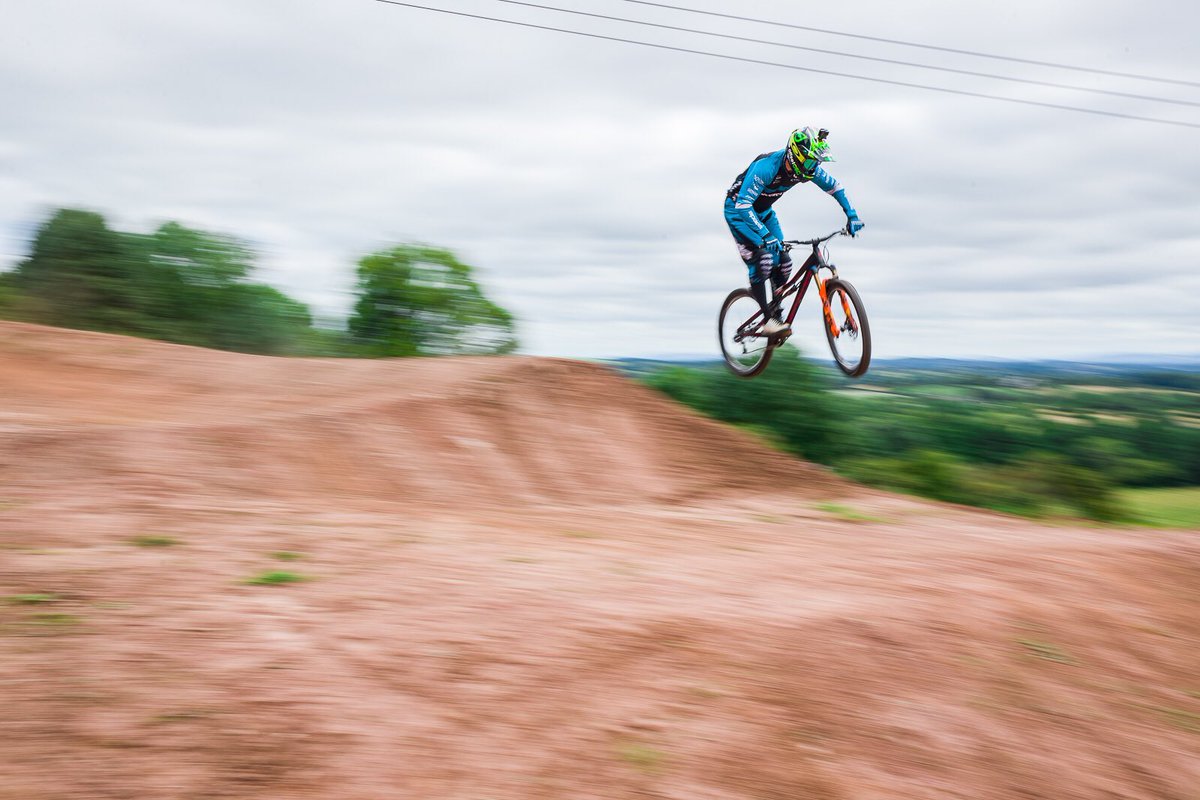 Beaumontracing's tweet photo. Happy international @ridemtbday
 
Where are you riding today?

📷 - @charlesthetog 

#ridemtbday #ridemtbday2020 https://t.co/289X1vYldU