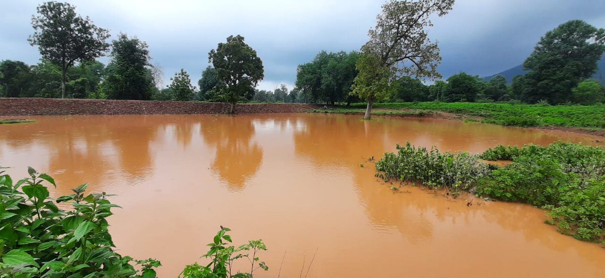 HarithaHaram's tweet photo. #WaterConservation
#TelanganaForests
#BestResultsLowCost
Forest Dept Taken Up Various Water Conservation Methods To Improve Biodiversity in Forests.
#PercolationTanks
#ContourTrenches
#CheckDams
#RockFillDams
@TelanganaCMO
@DayakarRao2019
@KTRTRS
@MPsantoshtrs
@moefcc https://t.co/wyuiItzkKU