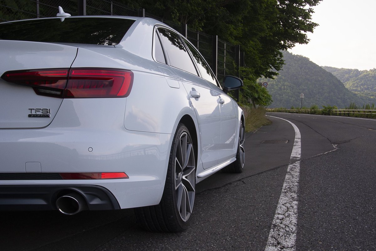 Yusank615's tweet photo. 支笏湖 Audi A4 B9
Nikon D5200 https://t.co/bheEzpbntP