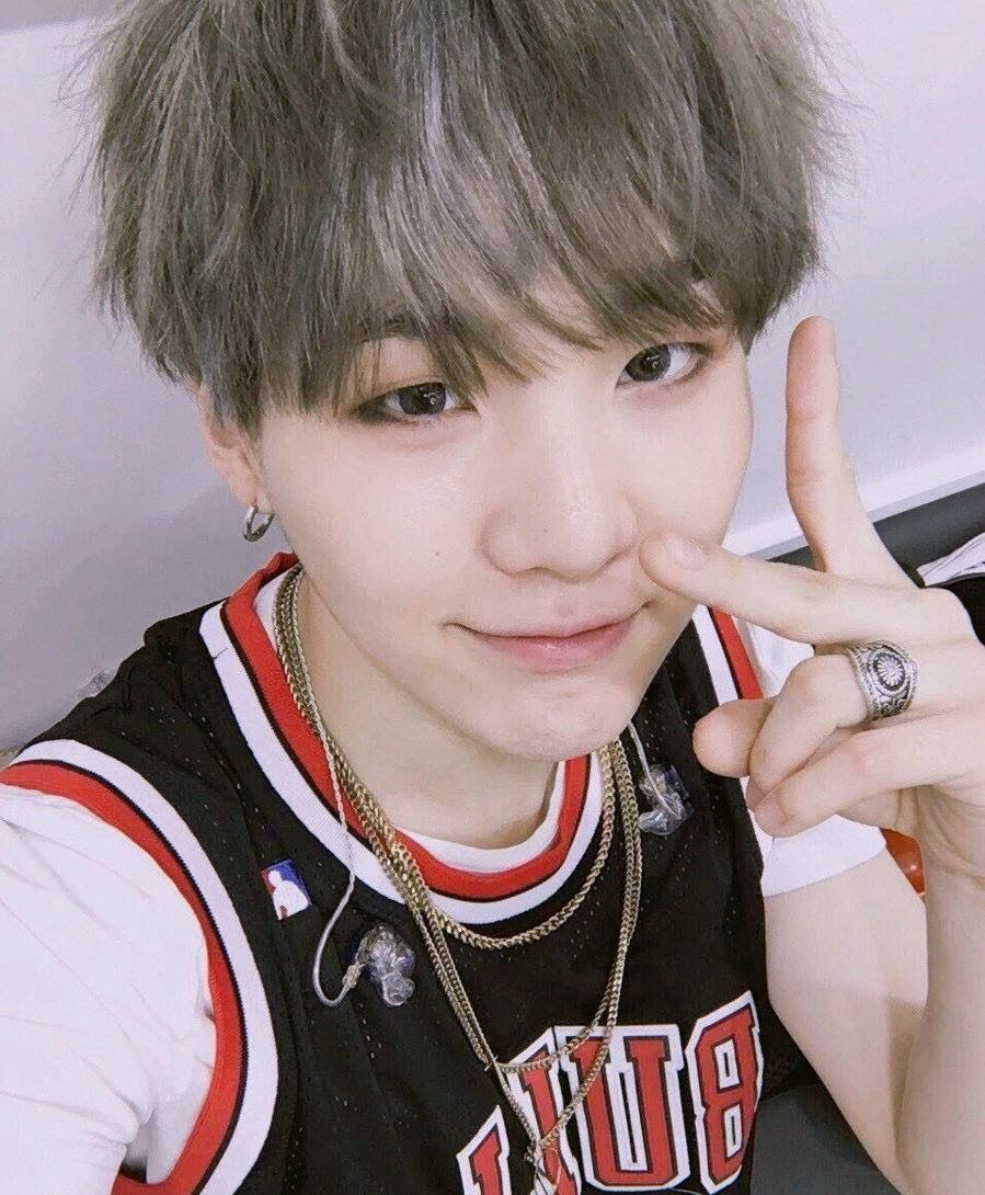 min yoongi 10% - sleep is life 10% - march baby10% - plays piano10% - zodiac sign: pisces10% - blood type O10% - habit of biting nails 10% - likes comics 10% - writes/produces music 10% - hates crowds/noisy places 10% - dislikes math _/100%