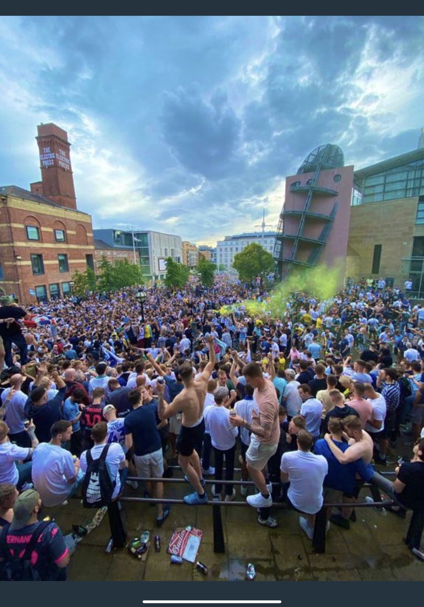 PremLeeds 💙💛 tweet media