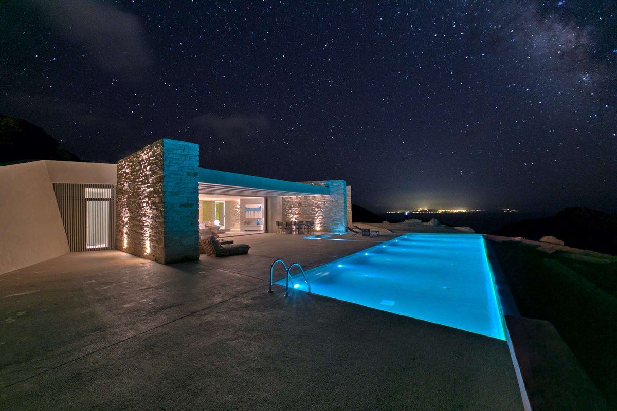 BeyondSpaces's tweet photo. Villa Sonora is cited in a privileged position with uninterrupted Aegean views in the island of Ios.  The property offers five spacious bedrooms ensuite, all with  sea view, a large swimming pool and 5* hotel-quality services built on a verdant hillside. #BeyondSpacesVillas #Ios https://t.co/QanKmvgoNi