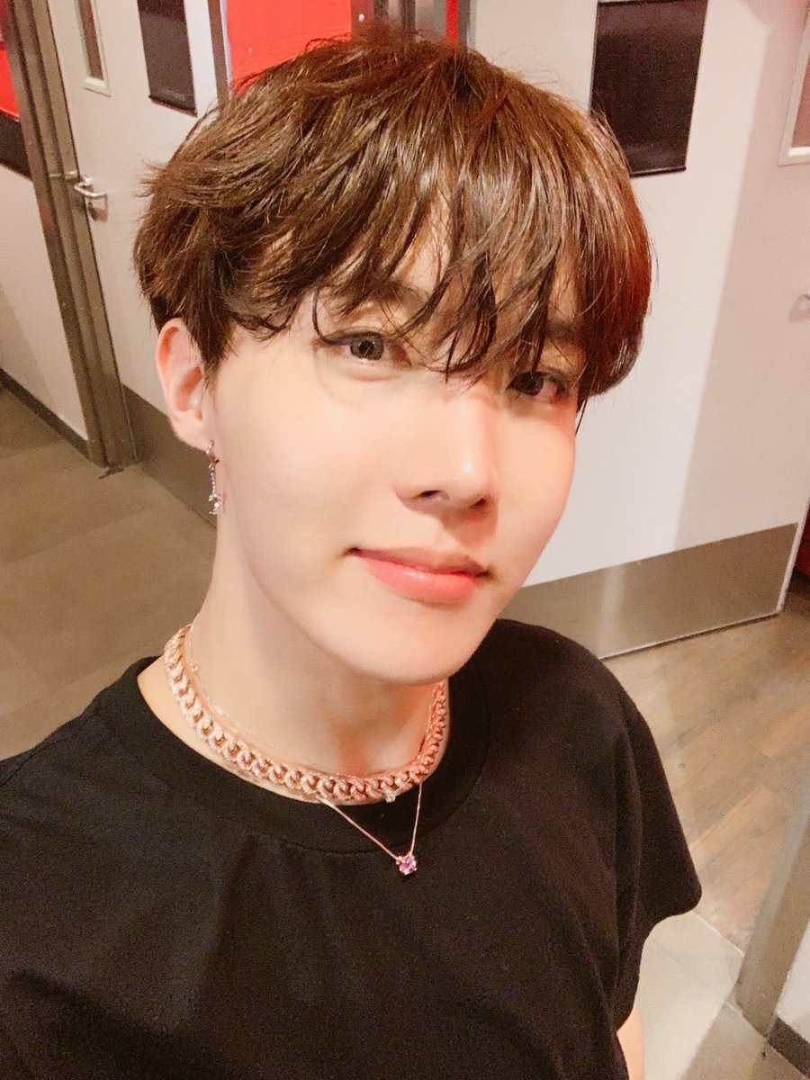 jung hoseok10% - bright/energetic 10% - loves dancing 10% - feb baby10% - loves shopping 10% - zodiac sign: aquarius 10% - blood type A10% - scaredy-cat uwu10% - very neat/clean 10% - likes dramas/movies 10% - has a sister _/100%