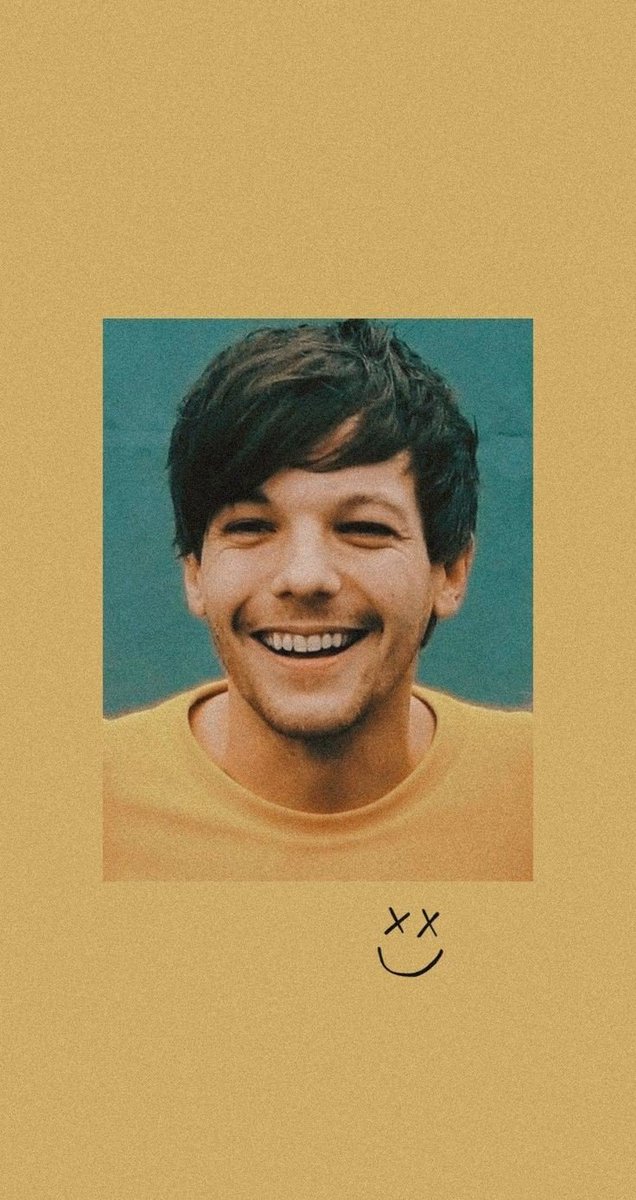 __Emma__x's tweet photo. We love you Louis 😍💚you are the best 😘😍
#WeLoveYouLouis https://t.co/H01plNYdh3