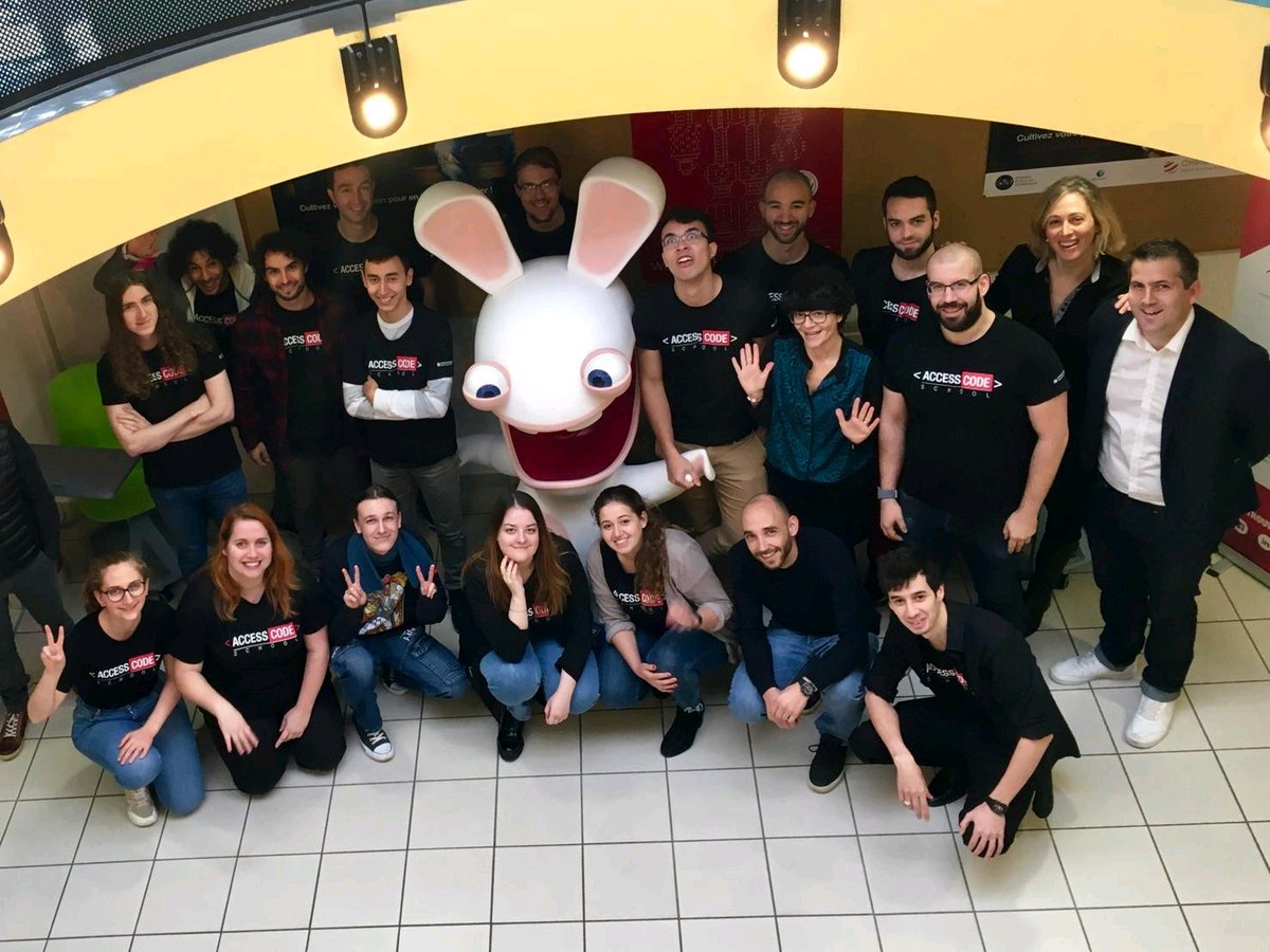 Access Code School tweet media