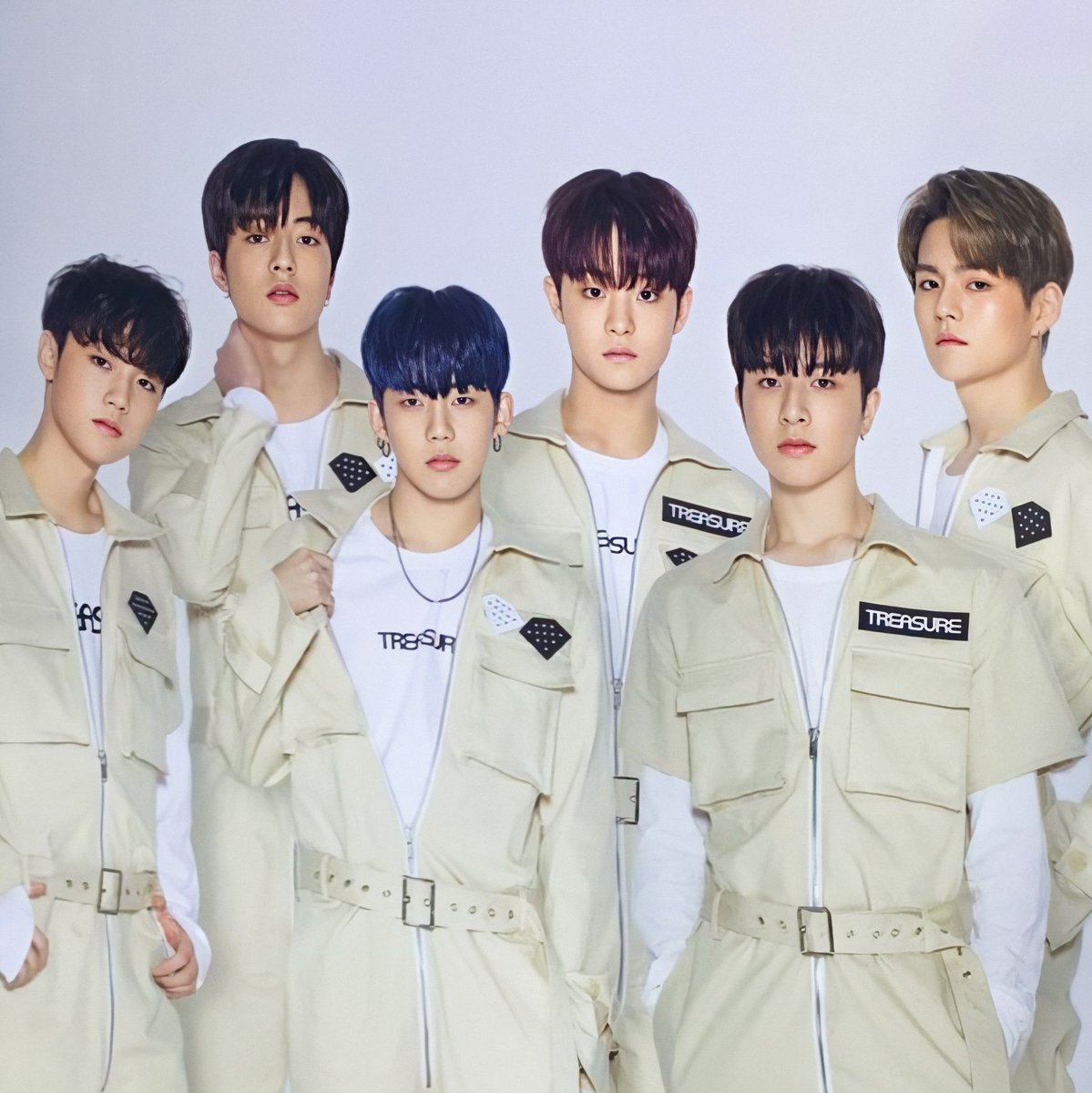 First of all treasure has 12 amazingly talented and handsome members. First photo:   Jeongwoo  Junkyu   JaehyukYedam    Asahi     Mashiho Second photo:       Haruto   Jihoon  YoshinoriDoyoung  Hyunsuk  Junghwan