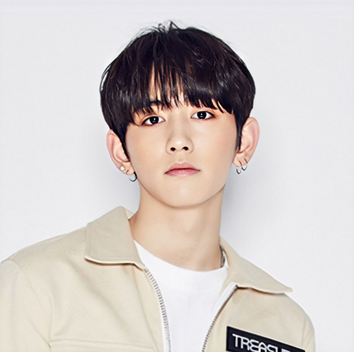 MIDDLE LINETakata MashihoMarch 25, 2001 (19y/o)Dancer, VocalistYoon JaehyukJuly 23, 2001 (turning 19)Rapper, VocalistHamada AsahiAugust 20, 2001 (turning 19)VocalistBang YedamMay 7, 2002 (18y/o) Vocalist