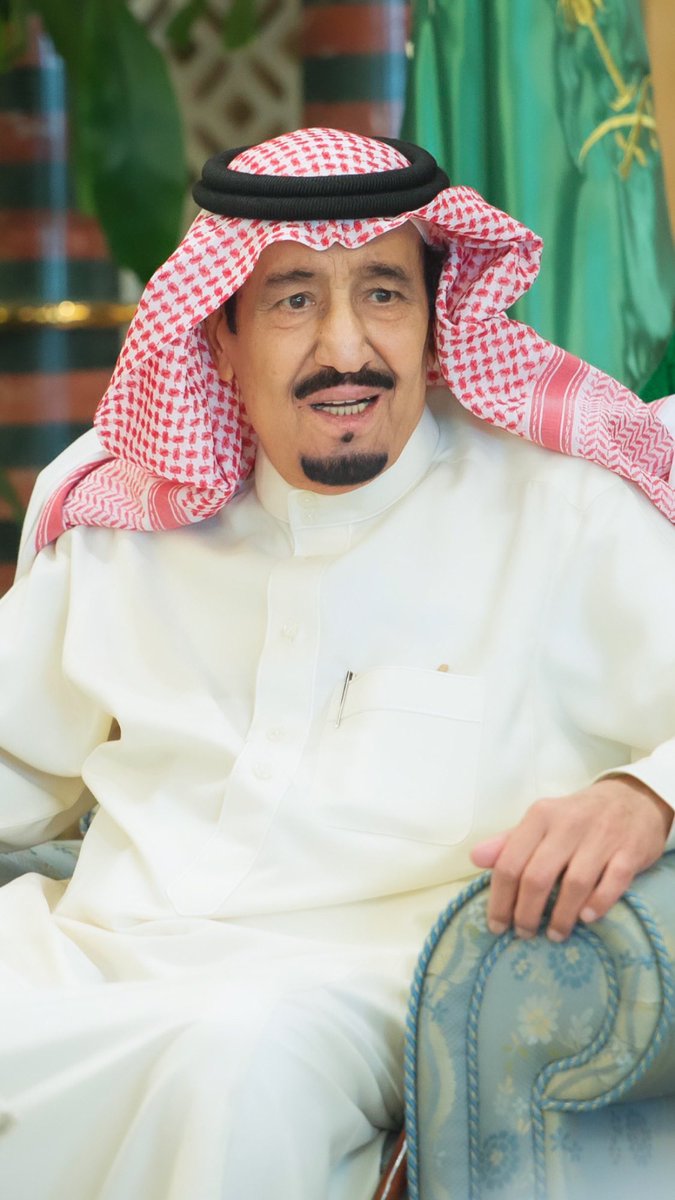 mkhuraif's tweet photo. اللهم ألبسه ثوب الصحة والعافية .. 
اللهم اشفه أنت الشافي لا شفاء الا شفاءك ، شفاء لا يغادر سقما .. 
اللهم اجمع له بين الأجر والعافية .. 
اللهم احفظ مليكنا وقائدنا
#خادم_الحرمين_الشريفين
#سلامتك_يا_ابوفهد
#الملك_سلمان https://t.co/oISUnEXqfL