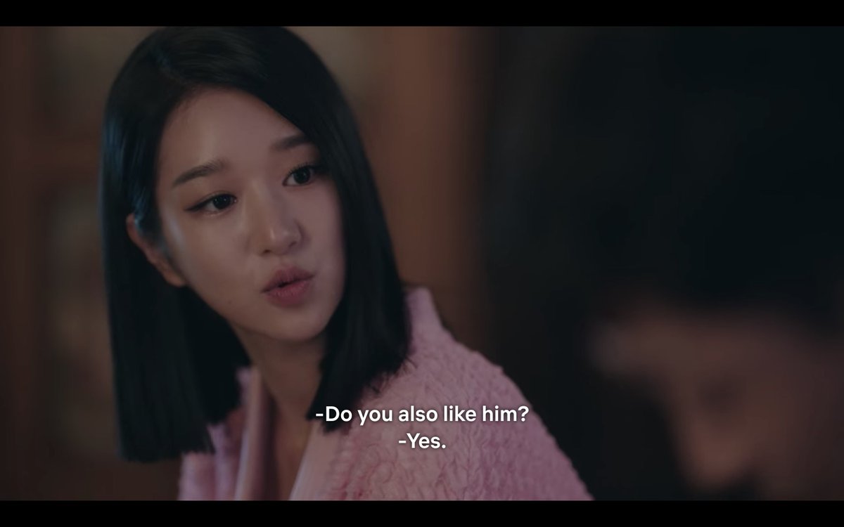 Kang-tae is often out of the house. It is Sang-tae whom Moon-young spends most of her days with. She really misses her best friend :(( #ItsOkaytoNotBeOkay #PsychoButItsOkay