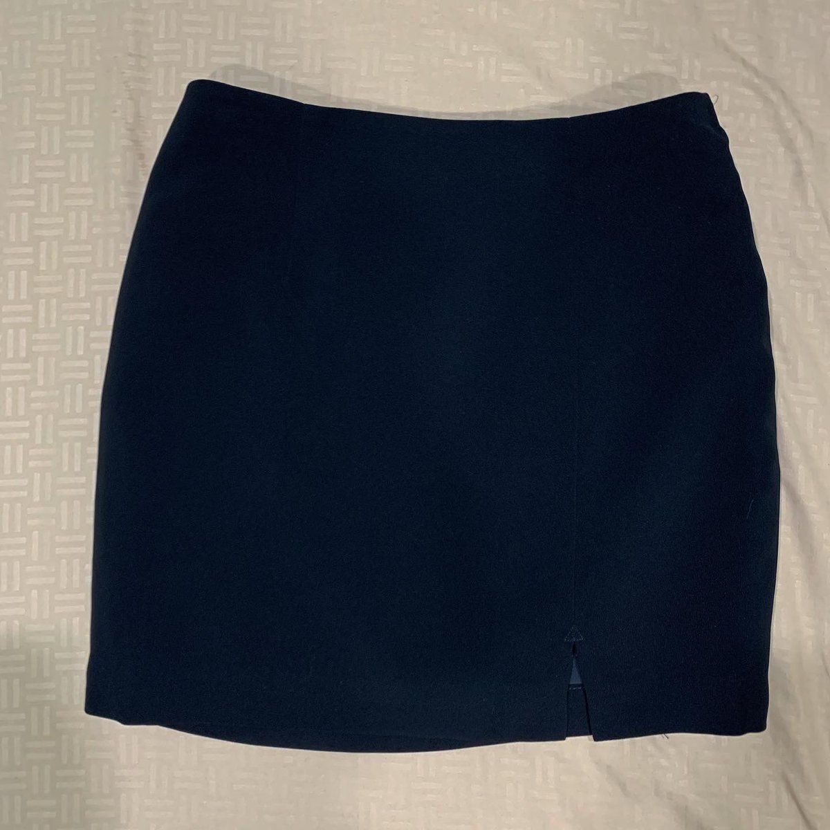 mmewscloset's tweet photo. ส่งต่อกระโปรงนักศึกษาร้านนิสิต ทรงสอบผ่าหน้า
เอว26” สะโพก36” ยาว 15”
ซื้อมา 600 กว่าๆ ขาย 400฿ ส่งฟรี
#ส่งต่อชุดนักศึกษา #ชุดนักศึกษา #กระโปรงนักศึกษา #simplenisit #กระโปรงร้านนิสิต #ร้านนิสิต #ชุดนิสิต #ส่งต่อกระโปรงนักศึกษา #ส่งต่อชุดนิสิต #กระโปรงนิสิต #ส่งต่อเสื้อผ้า https://t.co/6pQpFrYIH2