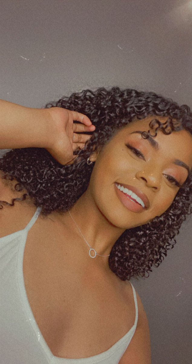 tierraafatasi_'s tweet photo. sharing my curls while the tl sleep🤎 https://t.co/jhYyGhijYq