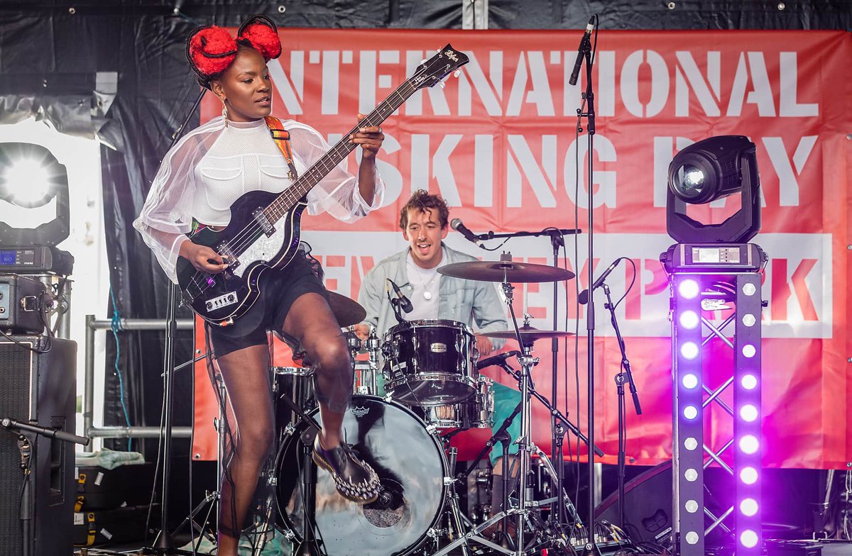 BuskInLondon's tweet photo. This day last year we were celebrating #InternationalBuskingDay in @WembleyParkLDN with lots of incredible talent including headliners @KTTunstall &amp; @noisettes ! 🎉

Heres to celebrating again in 2021!! 🙏 https://t.co/ifiTHfqSkv