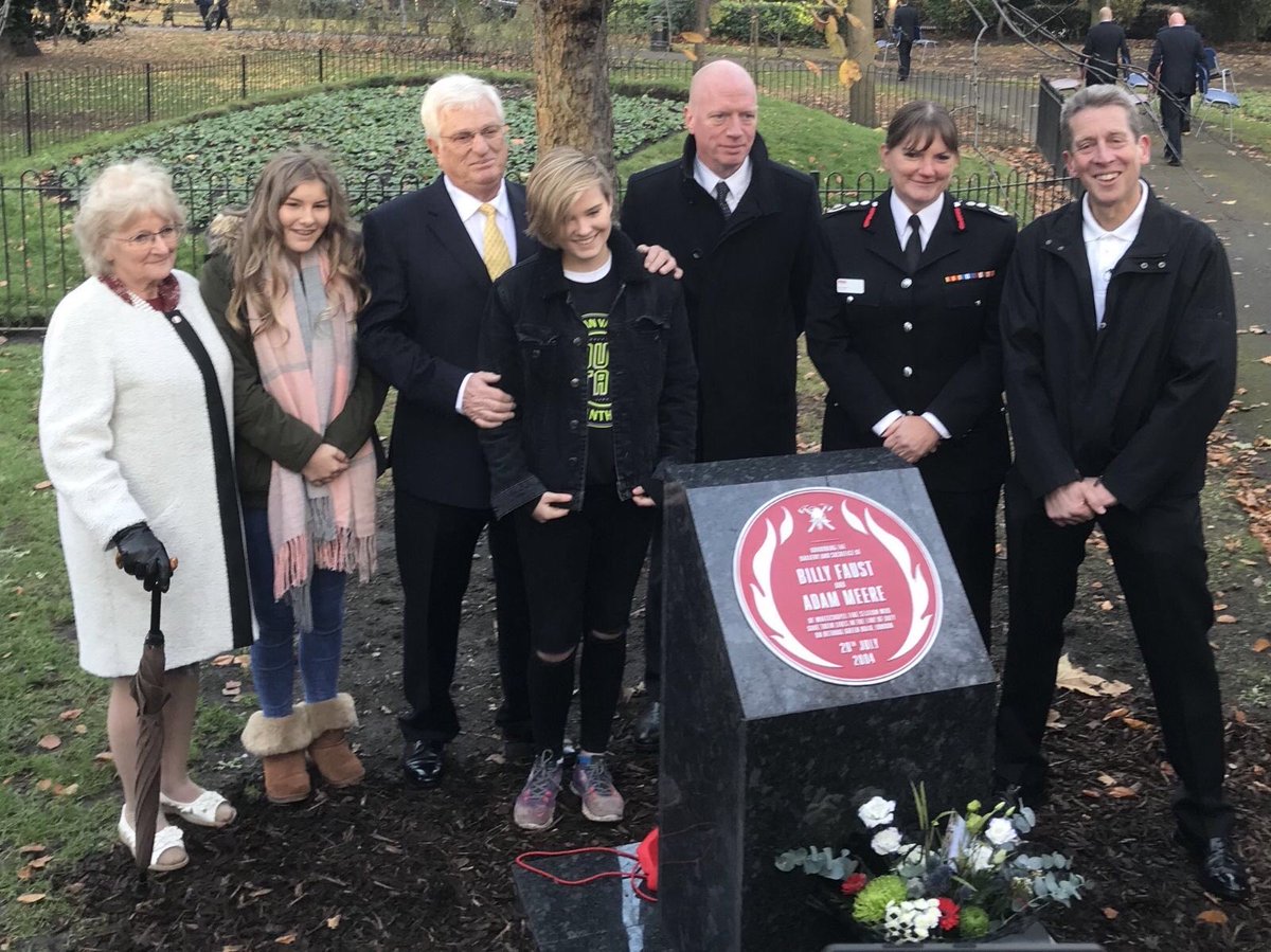 16 years ago today, 20th July 2004 2 brave @LondonFire firefighters Billy Faust and Adam Meere lost their lives fighting a fire in Bethnal Green Road. Thinking of all of their family, friends and colleagues whose lives changed forever. #RIP Billy and Adam #NeverForgotten