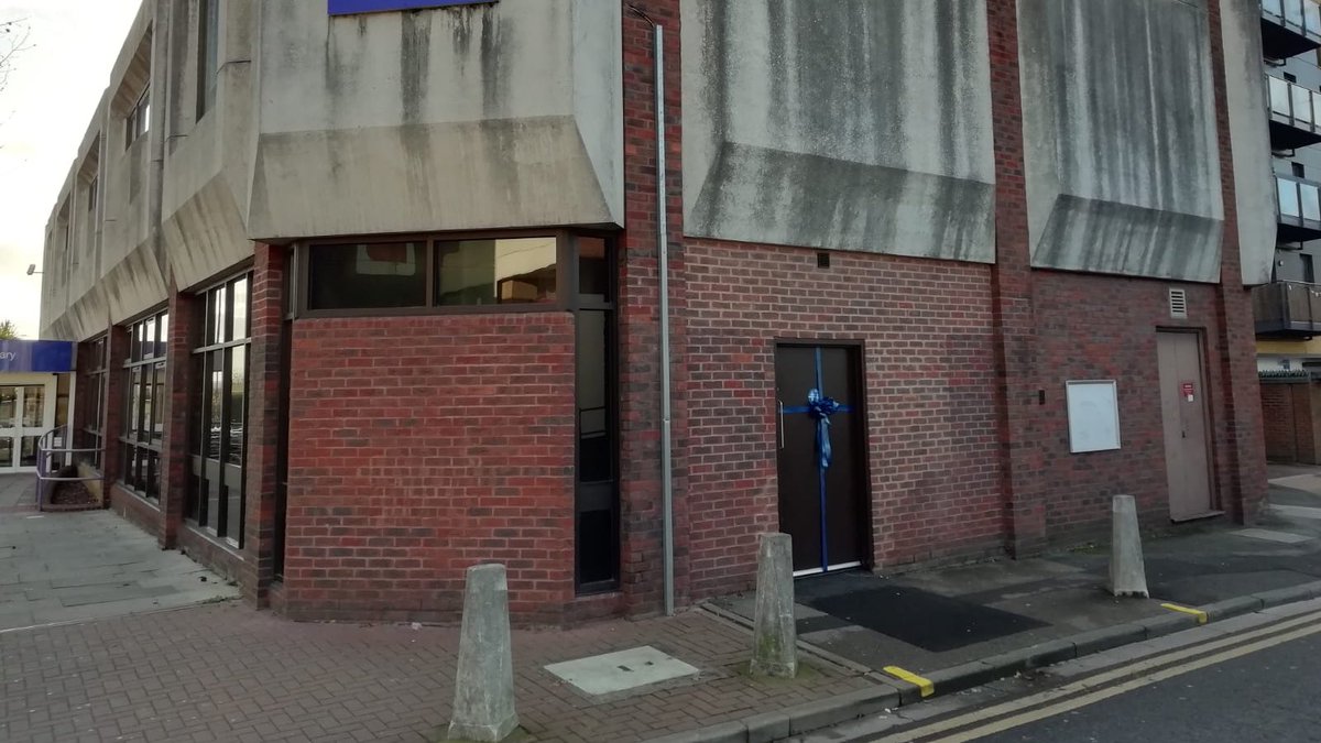 bexleynews's tweet photo. The Government has announced that #ChangingPlaces #bathrooms will be mandatory in new building from 2021.

In #Bexley our #Conservative Council was the first Council in the whole of #London to add a changing places bathroom - in #Bexleyheath and Central Library.✔️ https://t.co/ztQ8WnbqUM