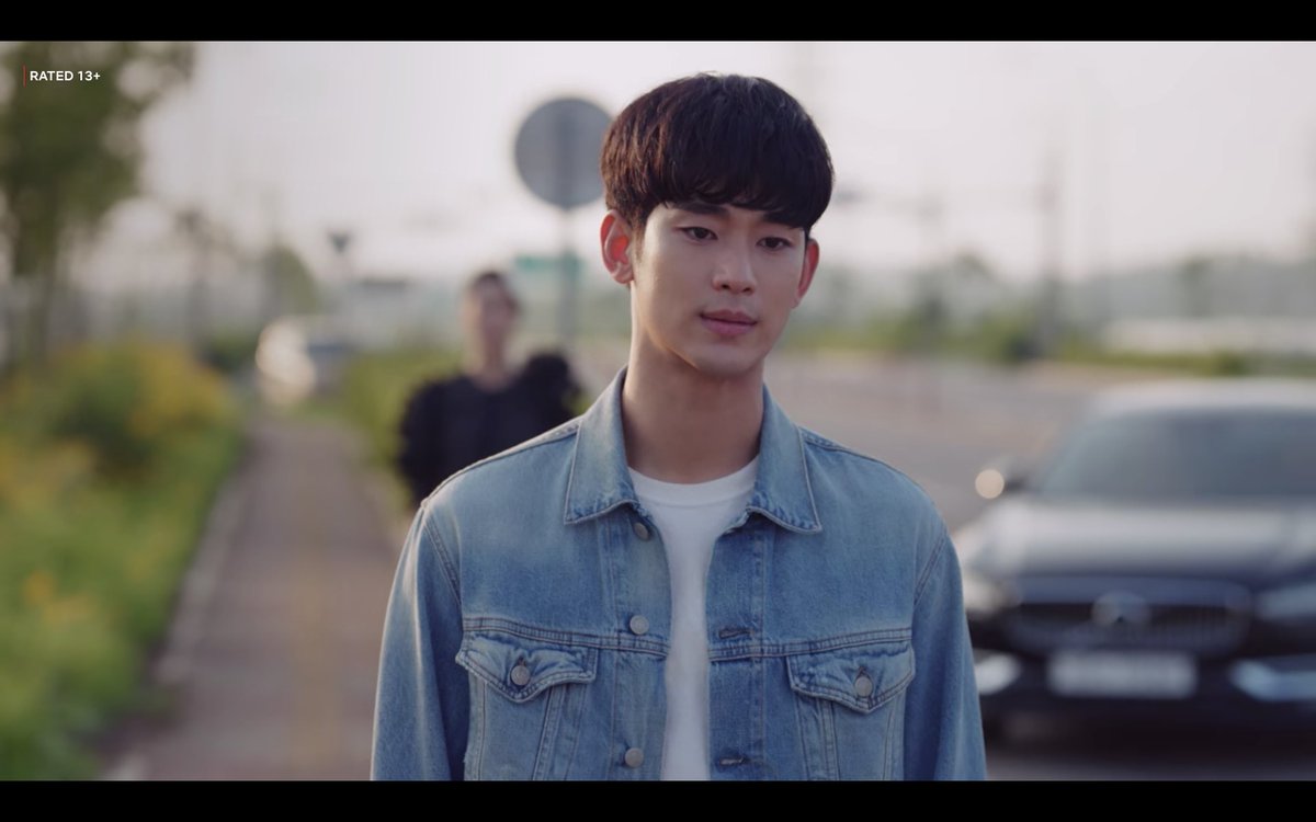 Given the development of their relationship, if she shouted "I love you”, Kang-tae would have stayed.But she didn't. Twice, she let him walk away. #ItsOkayToNotBeOkay #ItsOkayToNotBeOkayEp10 #PsychoButItsOkayWHEW :( sad