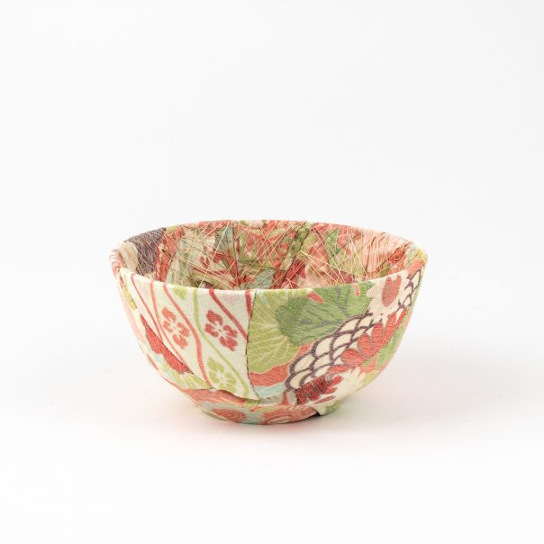 CAAGallery's tweet photo. Our Object of the Week is Kimono Bowl by Zoë Hillyard (@ZoeHillyard). Hand stitched ceramic patchwork bowl, ceramic, polyester thread, vintage textile.
Find out more and buy online: https://t.co/nujO4WoYSd
#CAAObjectOfTheWeek #ZoeHillyard #CeramicPatchwork #Kimono https://t.co/zQDrx6sDtY