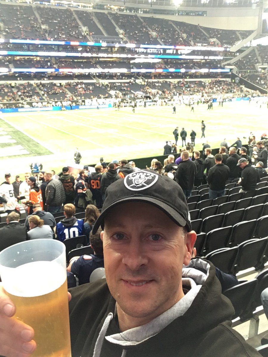 dickie_ted's tweet photo. @AllegiantStadm @Raiders #UKRaiderNation https://t.co/WTbLxhz2ut
