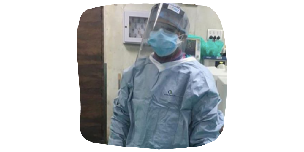 Kudos to #cardiologist Dr. Sandeep Kamat @sandy_cardiodoc, who‘s been spreading smiles and inspiring positivity at Nair Hospital, protected in his PPE with a smiling face, he relentlessly serves his patients. 
#NotEveryoneWearsACape #CovidWarriors #FromU2them #FrontLineHeroes
