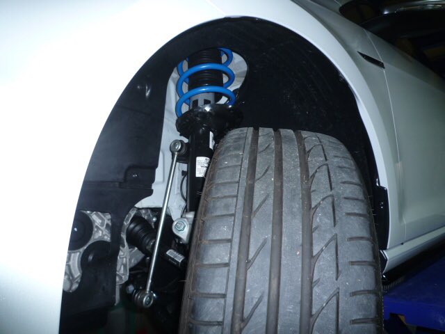 BeatEmotion1071's tweet photo. ゴルフRスプリング交換しました。
少し下がってカッコ良くなった〜
#ゴルフR #ゴルフ7
#フォルクスワーゲン
#VW #volkswagen 
#COX #スプリング
#オホモダチ
#MアンドS #福島
#鈑金 #塗装
#ショーアップビートエモーション  @ ショーアップビートエモーション https://t.co/TdVuZTmKVH