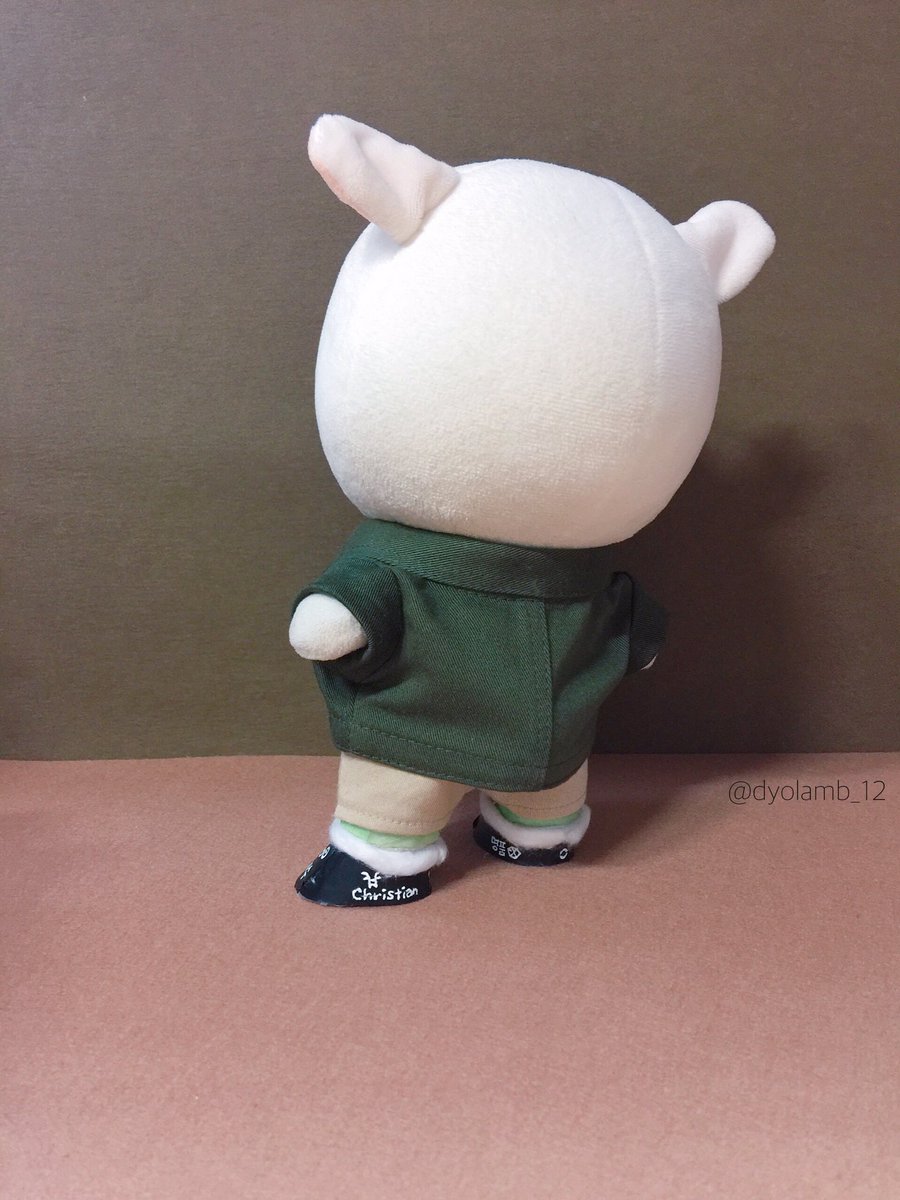 dyolamb_12's tweet photo. 됴램이도 명품 Christian DO 신발 커스텀 👞 https://t.co/2XxpXwNiWQ