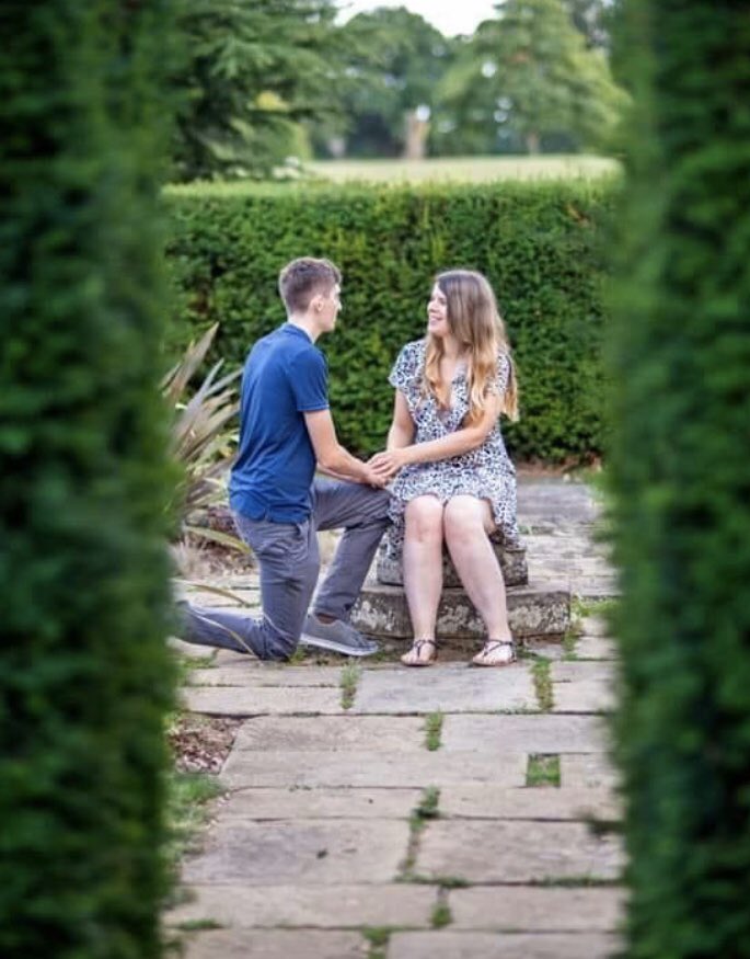 AshtonBridal's tweet photo. How beautiful is this photo ❤️ True love ❤️#wedding proposal #excitment#love# https://t.co/J11HycmKIh