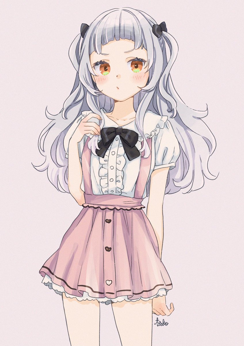 murasaki shion 1girl solo long hair grey hair skirt bow simple background  illustration images