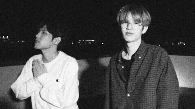 𝑮𝒊𝒕𝒂𝒓𝒂Unable to let go of their lingering memories, Wonpil still suffers from the ache caused by breaking up with his first love. It seemed to him that it just happened all at once, without any closure.Suddenly, a year after... Jae messaged him again. #JaePilaylist