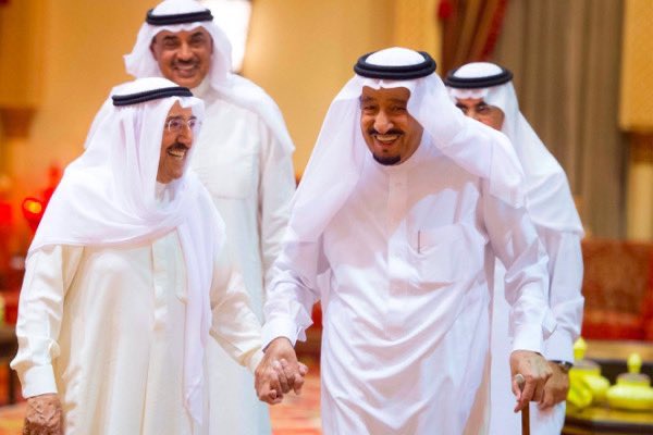 AbnAbtan's tweet photo. اطال الله بعمر والدنا #الملك_سلمان واخيه #الشيخ_صباح، وحفظهما ربي من كل شر وأدام عليهما لباس الصحة والعافية

#خادم_الحرمين_الشريفين 
#الشيخ_صباح_الأحمد_الصباح 
#السعودية #الكويت https://t.co/VLSc5trAtZ