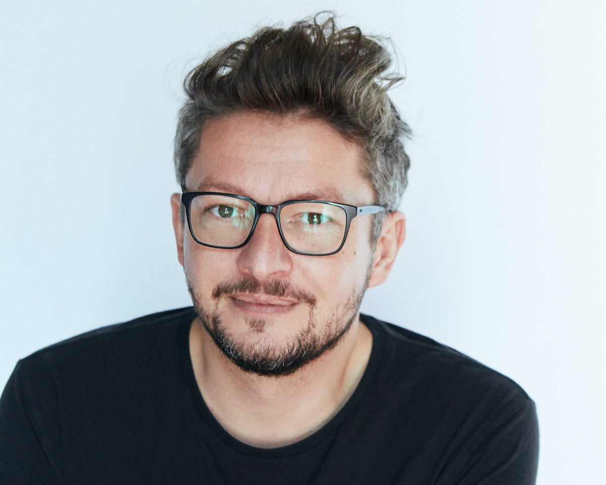 artasiapacific's tweet photo. NEWS | @SovereignArt has announced #Australian artist #AlexSeton as the Grand Prize Winner of its 2020 Sovereign Asian Art Prize. Seton's winning work is a marble replica of a Yamaha boat engine: https://t.co/waO7ngnNHu https://t.co/Wopslj0BOL