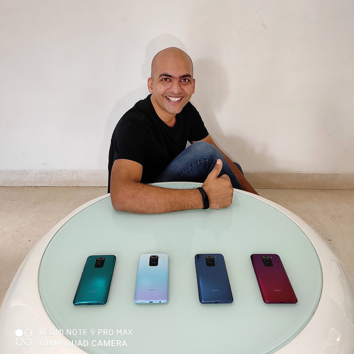 manukumarjain's tweet image. Terrific response to today&apos;s #RedmiNote9 launch, the #UndisputedChampion! Doing a MEGA giveaway!

9⃣ questions, 9⃣ amazing #Redmi products to be won!

Question 1⃣:

Tweet to complete the sentence - &apos;#ILoveRedmiNote 9 because #RedmiNote9 gives me ____!&apos;

#Xiaomi ❤️ #RedmiNote