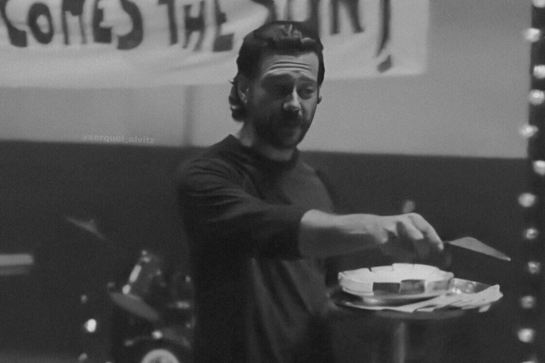 alvasdfghklj's tweet photo. Ramón and his cheesecake will never forget ✊❤ https://t.co/U3MY5t6eor