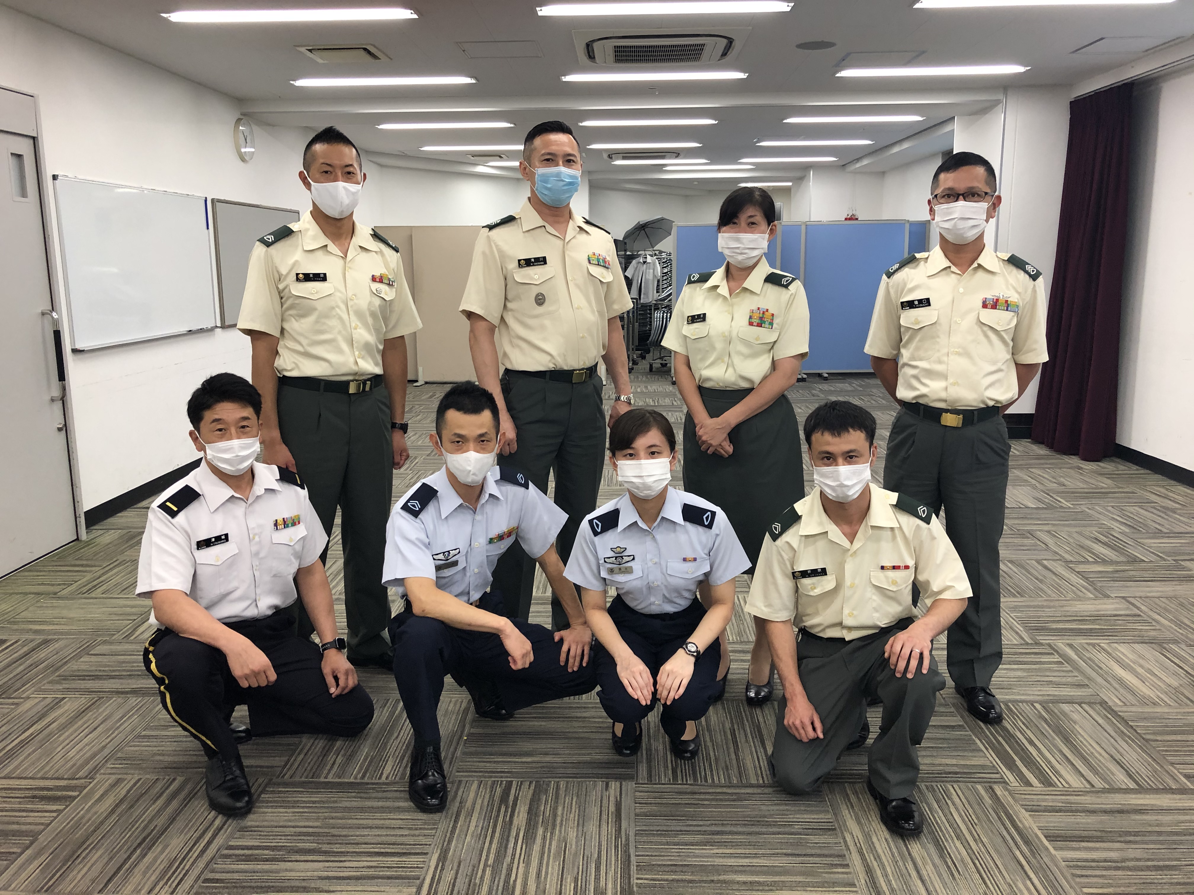 自衛隊神奈川地方協力本部 在 Twitter 上 新人広報官 援護マン教育も終了だにゃ 最後にみんなでガッツポーズ これで８月から頑張れるにゃ どーぞお見知りおきを だにゃ T Co 9uxw25d2wn 神奈川 横浜 自衛隊 就職 広報 援護 T