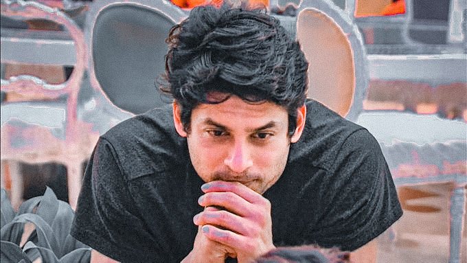 TeamSidharthFC's tweet photo. Sidharth has always taught us to never give up in life despite all the adversities we face. Did a tear not trickle down when you saw him struggling with Typhoid in BB yet giving it all it takes? Be strong and resilient FAM, Be like SID!💪♥️ #MondayMotivation #SidharthShukla https://t.co/HbuIvt4m8w