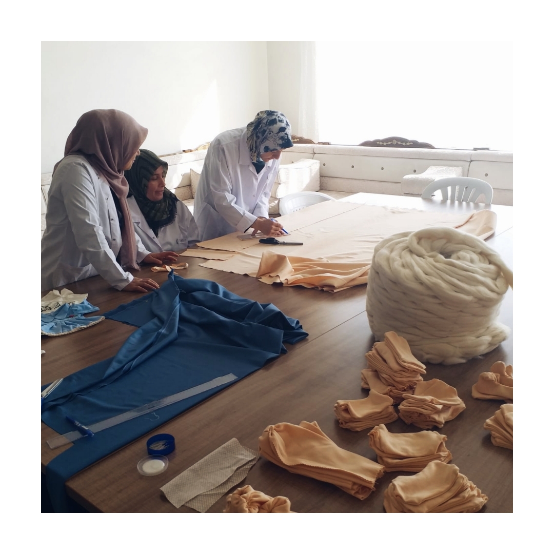 RETGermany's tweet photo. RETYKD & in collaboration with @kilisBelediyesi has been joining efforts to create #safe #Social_Integration spaces for refugee and hosts communities, providing sessions on GBV, SRH, & providing vocational training to vulnerable women to build their professional skills (1/2) https://t.co/mZzUsHU6CR