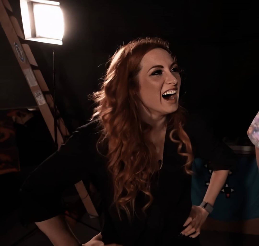 WWENewsUpdates2's tweet photo. TheMan 🔥🔥🔥

#wwe #wweraw #raw #beckylynch #theman #extremerules #extremerulescl #ExtremeRules2020 #WWESuperCard #WWEExtremeRules #WWENXT #WWEChampion #WWEExtremeRules2020 #WWE2K20 #WWETheBump https://t.co/5JhjSzjfo2