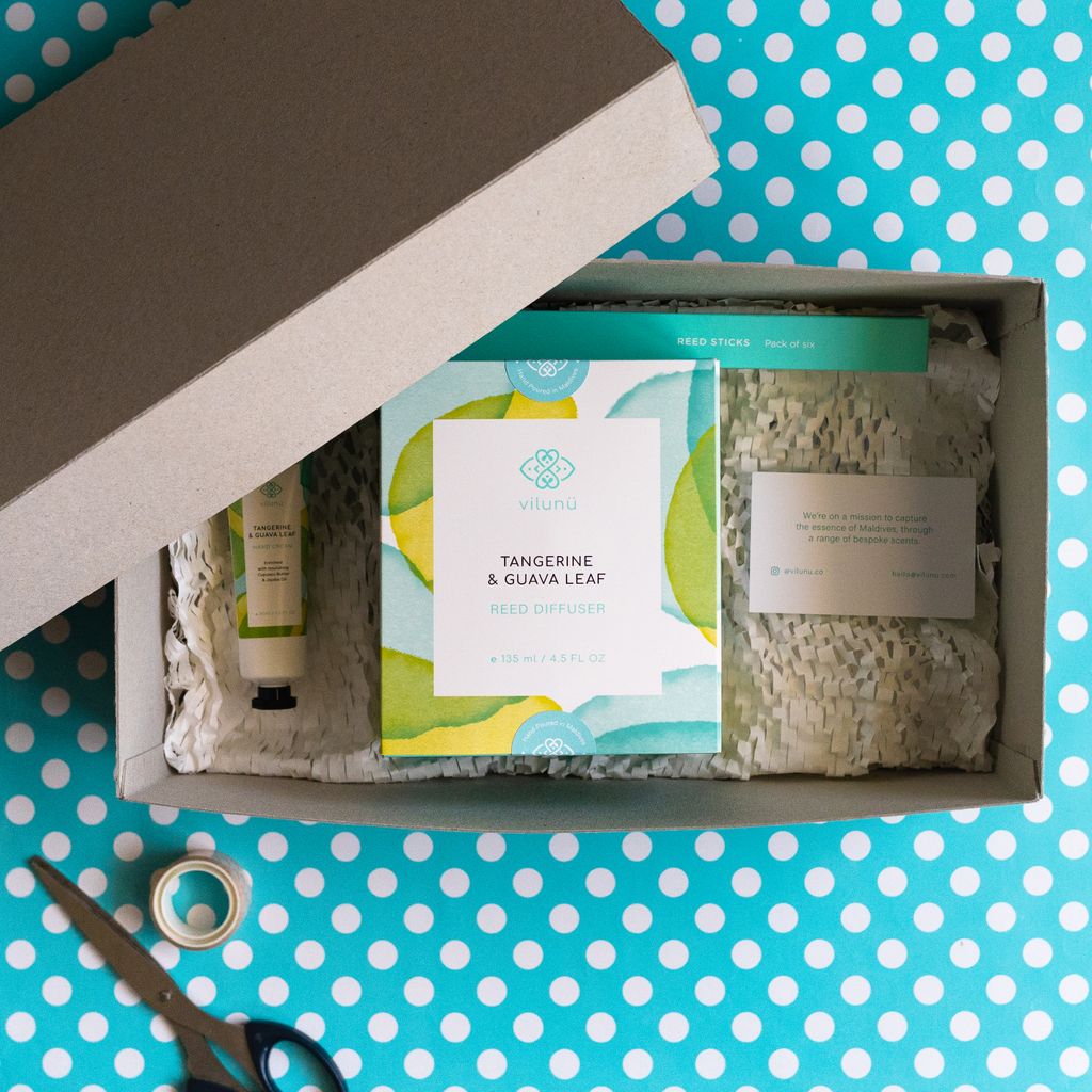 vilunu's tweet photo. Just one of the many gift-boxes we've had the pleasure of packing over the last few months ✨🎁 

If you'd like to send a gift to a loved one, you can select the gift wrap option when checking out on our website https://t.co/3GjlqRWjm1 https://t.co/JpADoismOj
