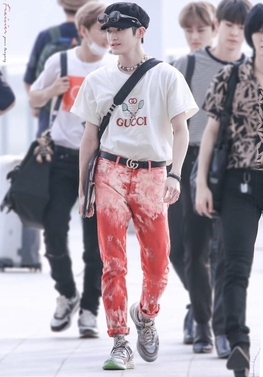 taeyong airport fashion