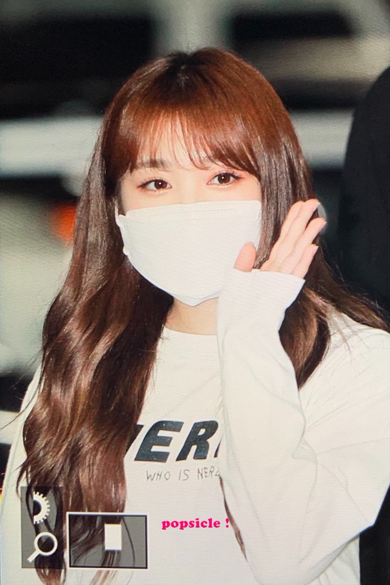 popsicle_nako's tweet photo. 200720 퇴근🐿 
#야부키나코 #矢吹奈子 #YabukiNako
#아이즈원 #IZONE #アイズワン https://t.co/Zkb6lAElZs