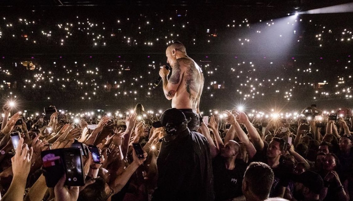 Legends never die 
We miss you Chester 🖤
#chesterbennington