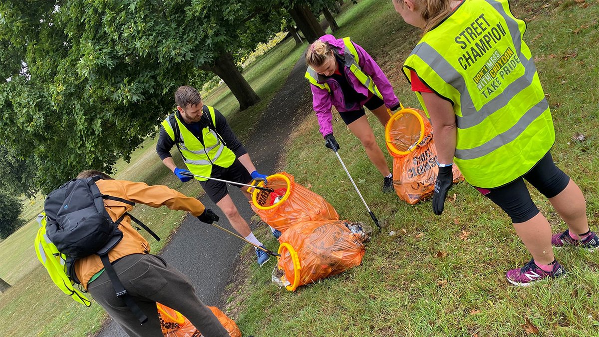 yourcroydon's tweet image. Another excellent effort from @GGCroydon 🙌 The team of 7 braved yesterday morning's rain to clear 16 bags of litter in Duppas Hill Park. Thank you for #TakingPride in #Croydon! Email champions@croydon.gov.uk if you would like to organise a litter pick #DMWC @KeepBritainTidy