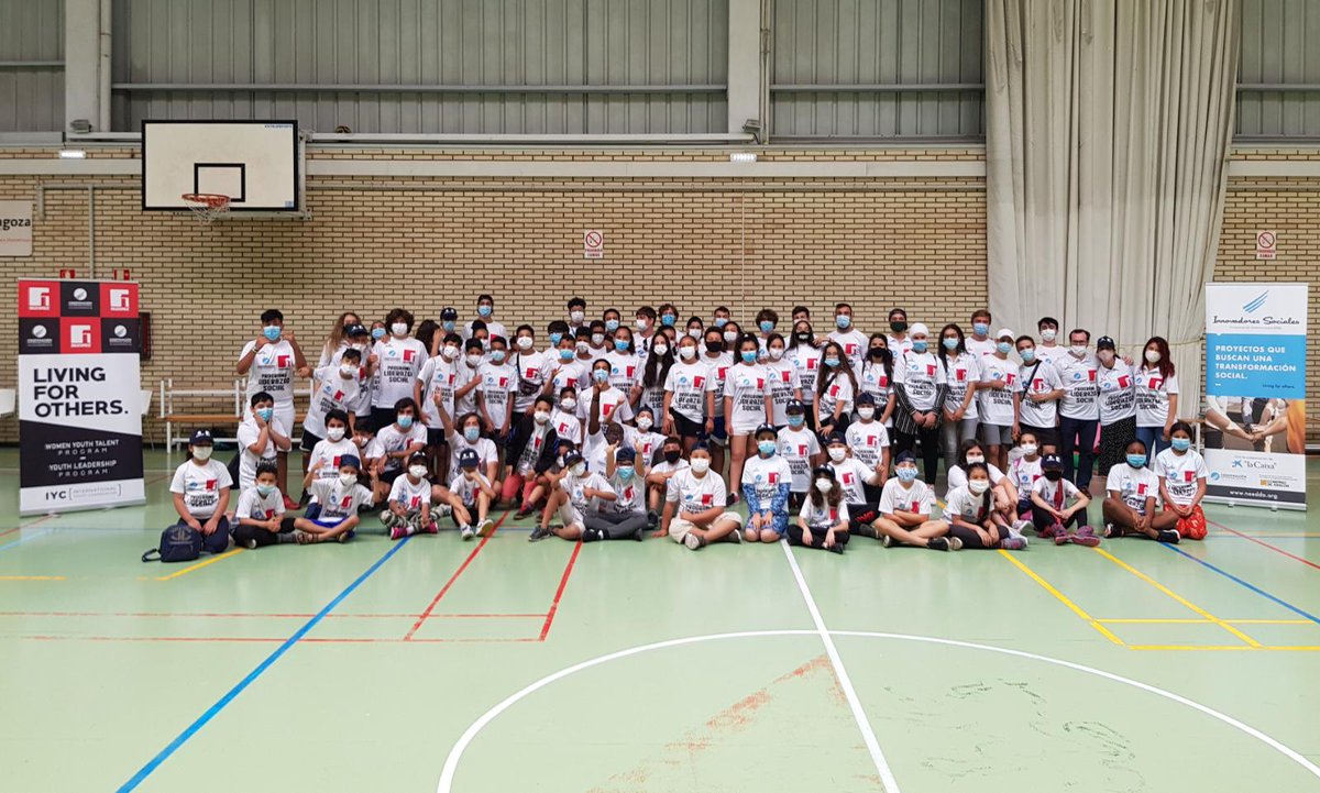 cooperacion's tweet photo. El equipo del #ProgramaLiderazgoSocial de este verano. Cien jóvenes y niños dedicando tiempo de vacaciones a formarse y a formar. ¡Gracias a todos! Y a @bergnerbrand por hacerlo posible!! https://t.co/tPgm5zQjdR https://t.co/C6ElhccUQT