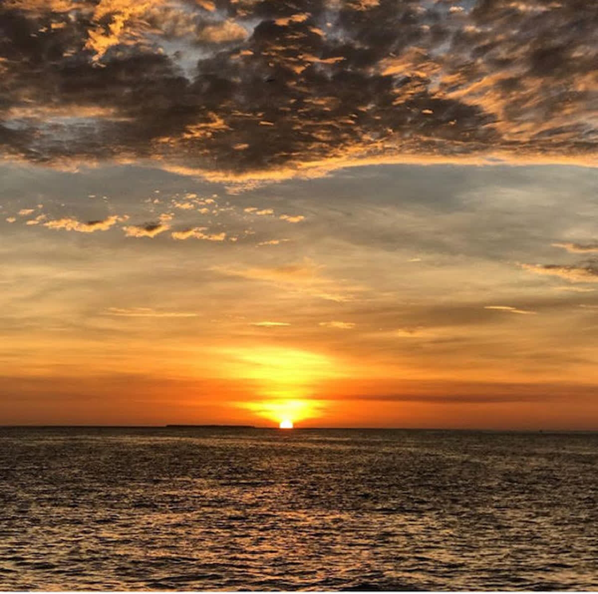 HistoricSeaport's tweet photo. Whether you're spending time with that special someone or enjoying a moment of solitude, no place does "Capture the Sunset" Week better than Key West. ✔
Where'd you see YOUR favorite sunset tonight?🌅
#HistoricSeaport #KeyWest #BestKeyWestSunsets #SeeYouAtSunset https://t.co/pEgJB7yODv