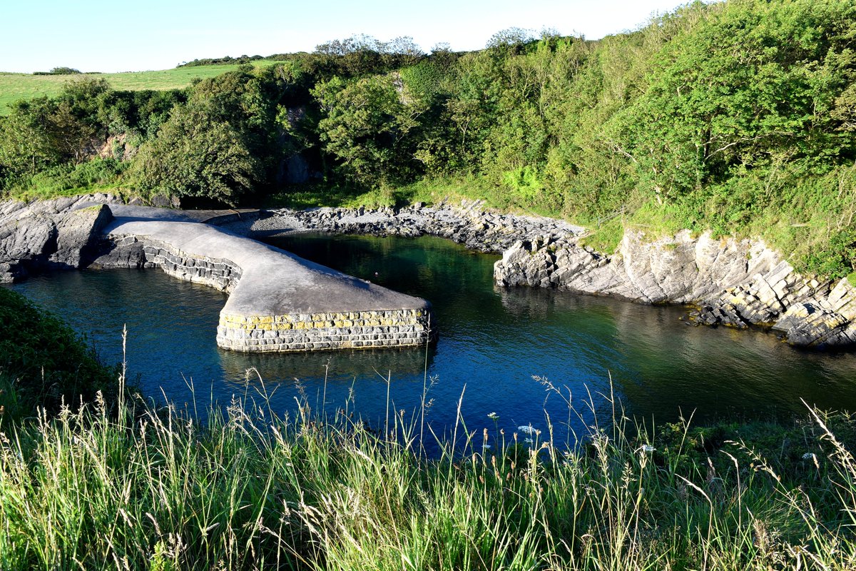 davidecanton's tweet photo. Paradise at Stackpole Quay and Barafundle in Pembrokeshire this morning. #stackpolequay #barafundle #pembrokeshire #nikonD3500 @VisitPembs @visitwales @PembsCoast #ThePhotoHour @UKNikon @Picfair @DerekTheWeather https://t.co/z2u67Xwu1r