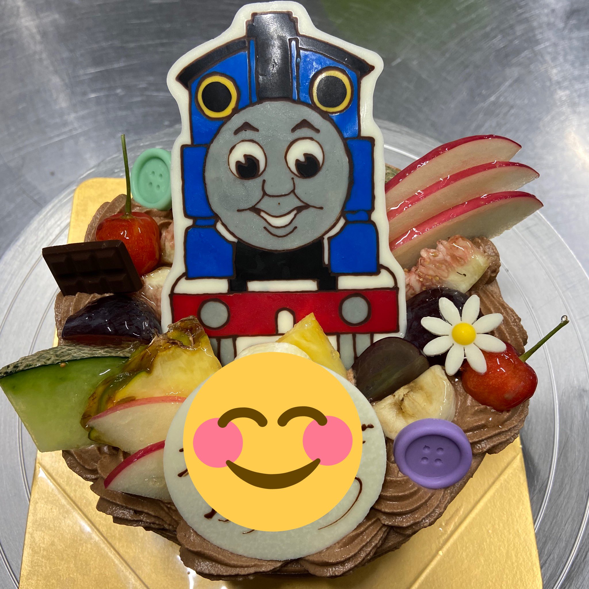 菓子工房シュクルリ 本日の特注ケーキ 機関車トーマスの 可愛い イラストを載せたケーキ お誕生日おめでとうございます T Co 7lqo4wwz48 Twitter